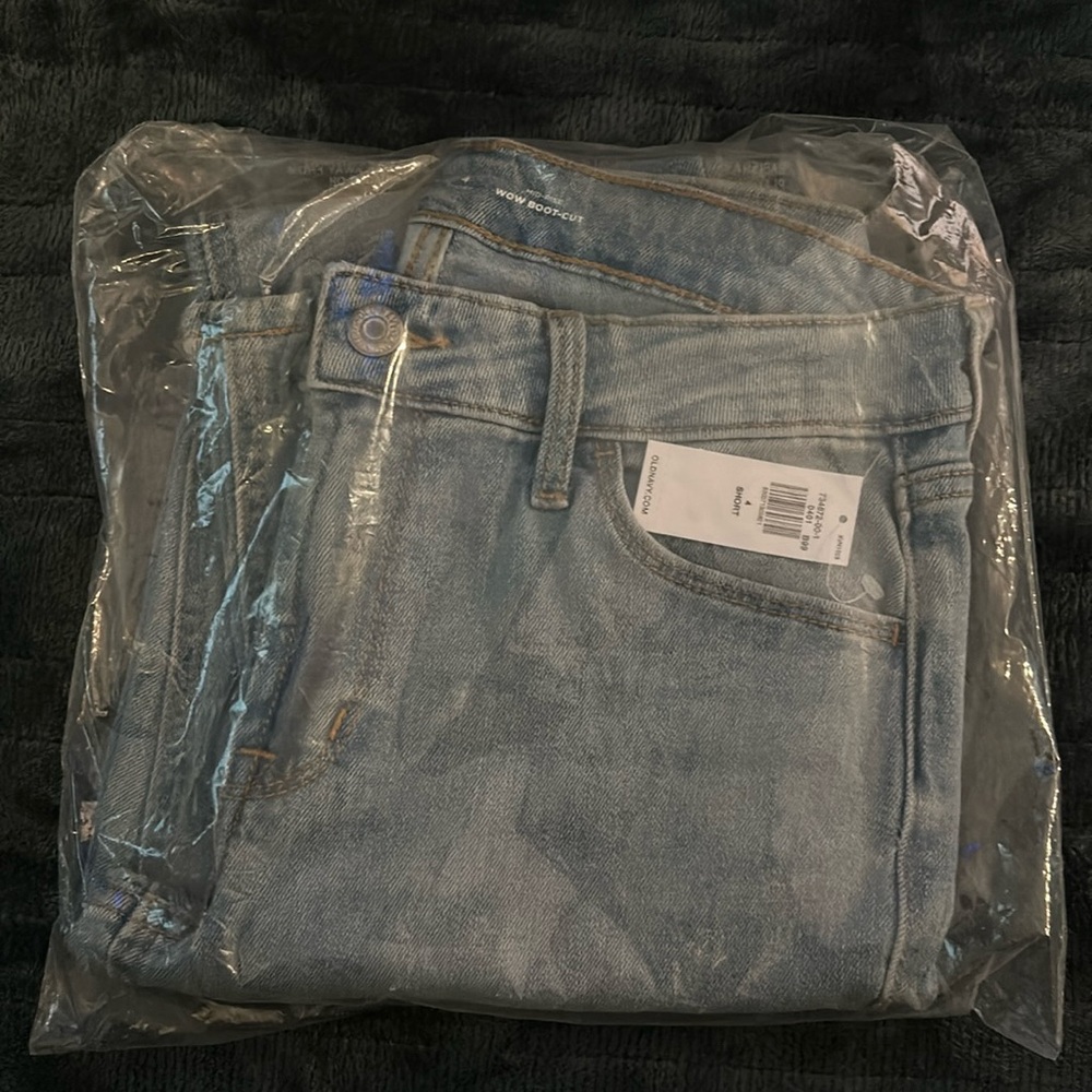 Old Navy boot. cut size 4 short. Jeans. Light wash.
